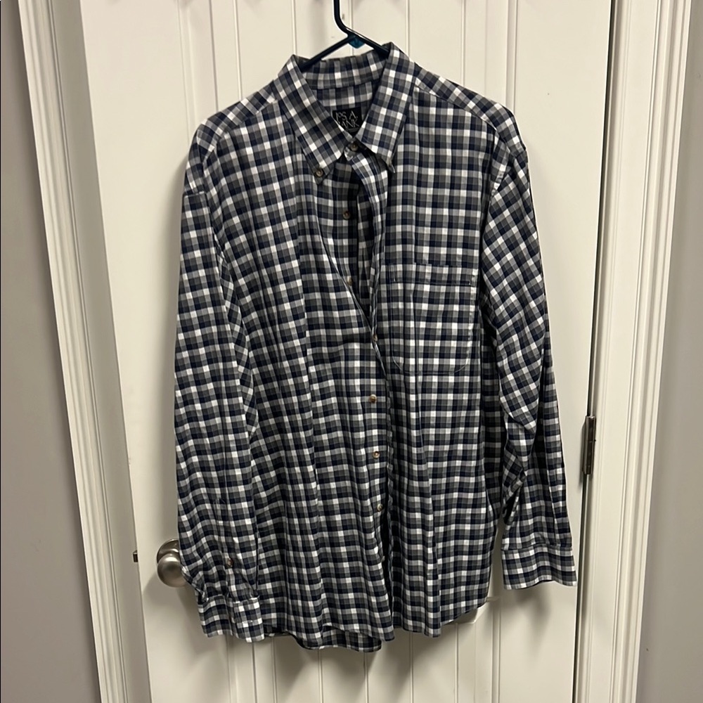 Jos. A. Bank Blue and White Casual Button Down Shirt - XL